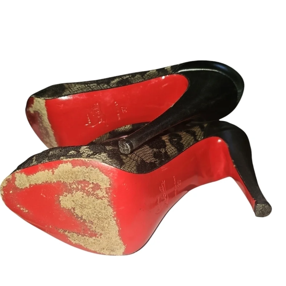 Christian Louboutin black Ambro 120‎ pump featuring round peep-toe 37